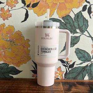Stanley Quencher 2.0 40 oz Tumbler Cup Flowstate Powder Pink Rose Quartz